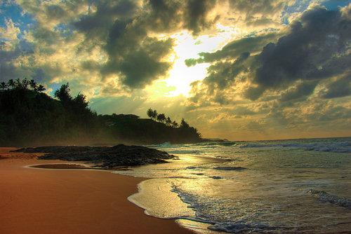 Kauai, Hawaii beach sunset Kauai, Hawaii beach sunset - photo, Edward_Bryce (flickr CC)