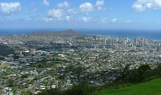 Hawaii residential buildings - Oahu in the Waikiki area is so crowded