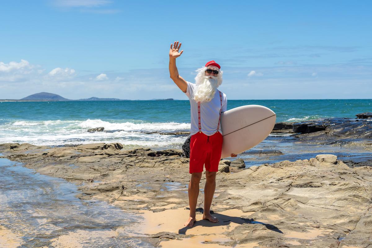 Santa Clause Island Style